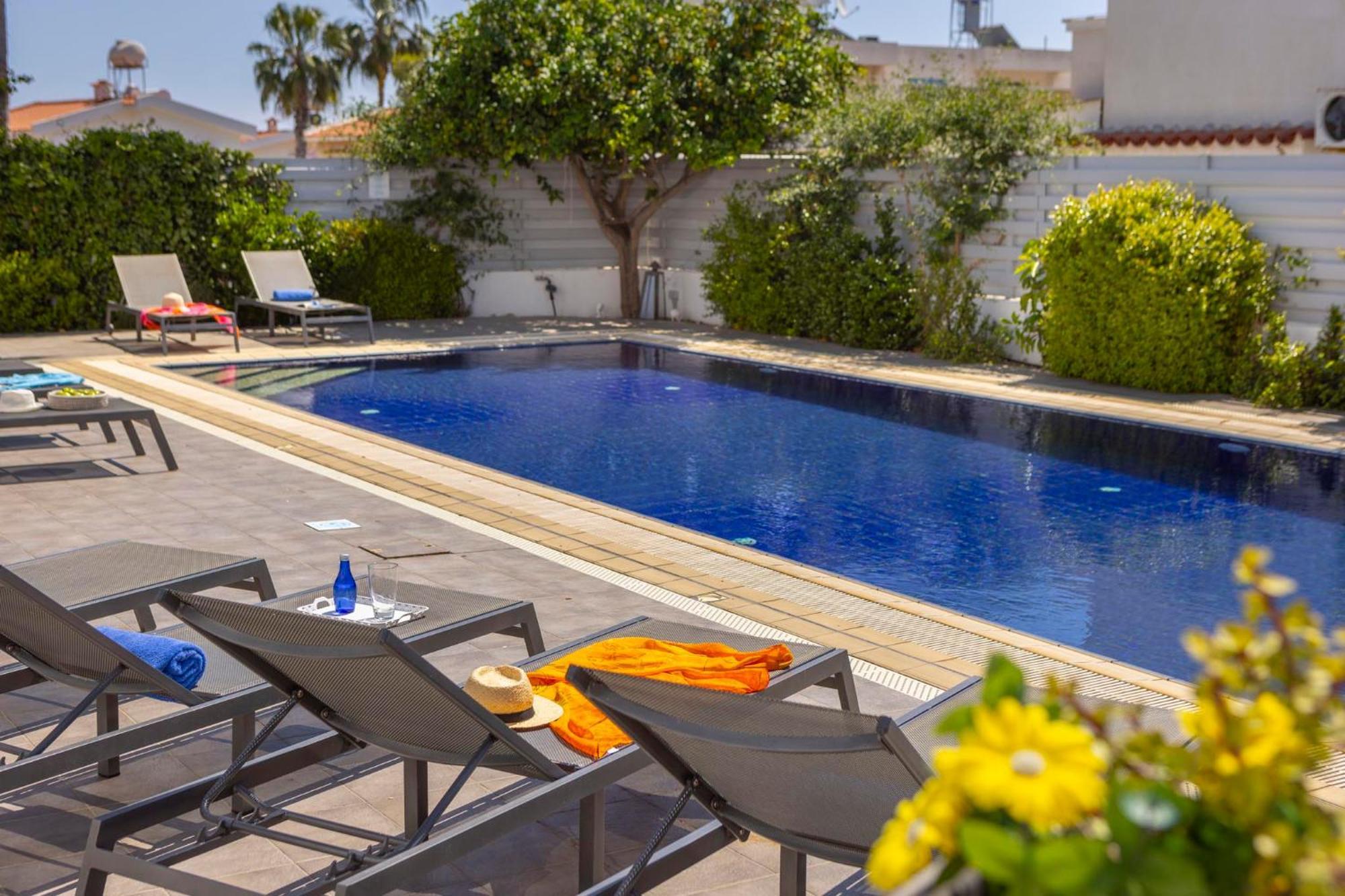 Azure Luxury Pool Villa Протарас Екстериор снимка
